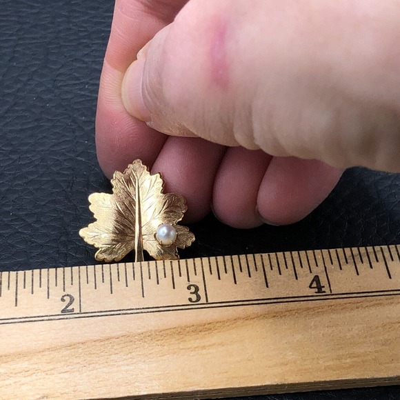 Sarah Coventry Maple Leaf Brooch Pin Clip Earring "Whispering Leaf" Vintage Demi - Picture 8 of 11